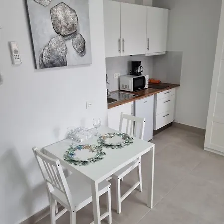 Apartment Elemar Free Luggage Storage
