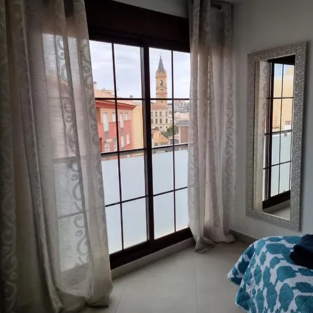 Elemar Free Luggage Storage *