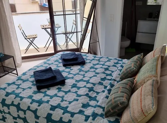 Elemar Free Luggage Storage Apartament