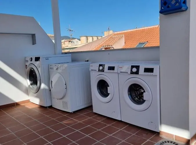 Elemar Free Luggage Storage Malaga